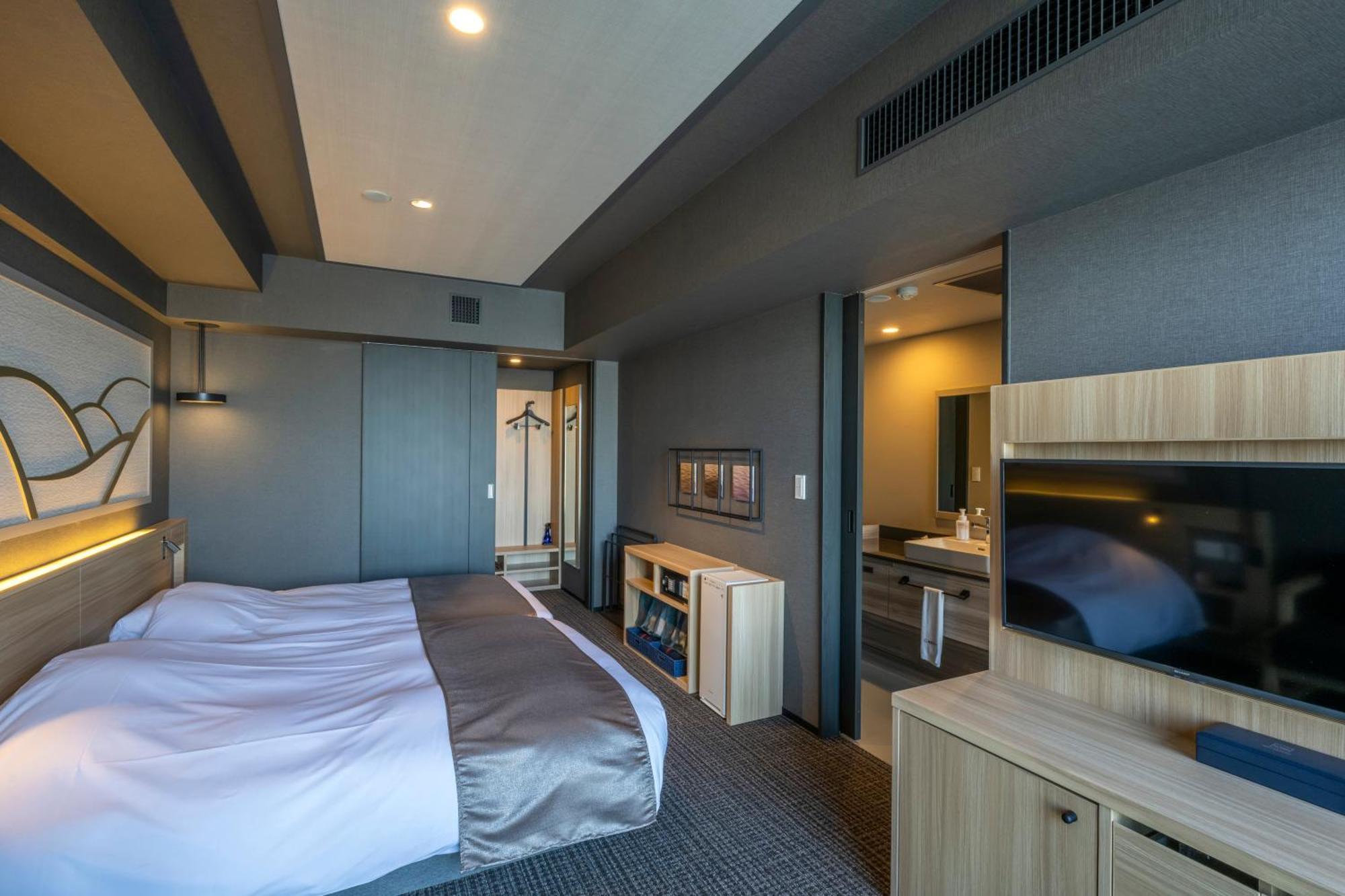 La Vista Bay Hotel 4*